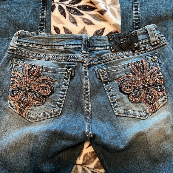Miss Me Jeans - Picture 2 of 12